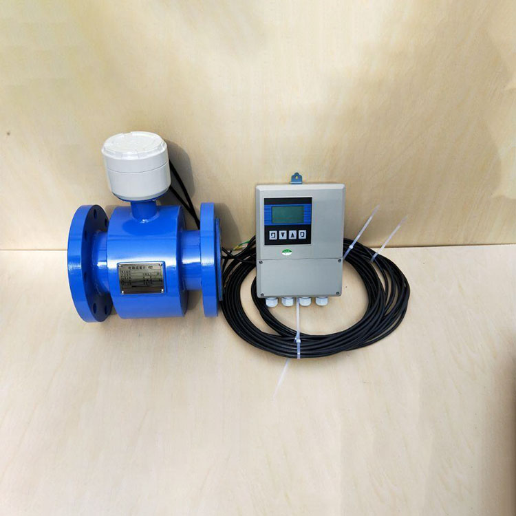 Intelligent electromagnetic flowmeter for water supply and sewage discharge with quasi signal 4-20mA and 0-1KHz output