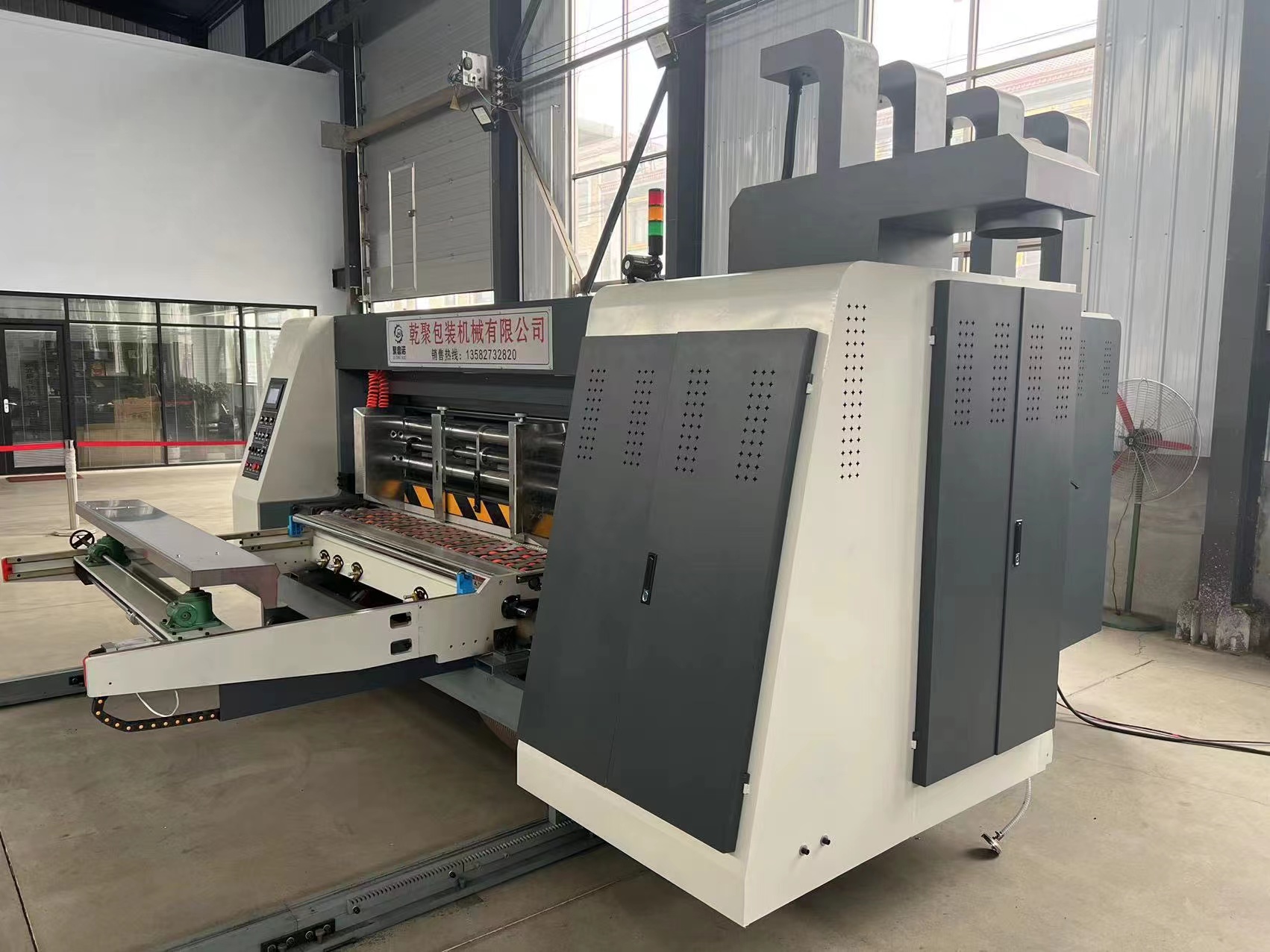 Supply of leading edge three color four gang die-cutting and slotting printing machine for cardboard box machinery, dry polymer cardboard box packaging machinery