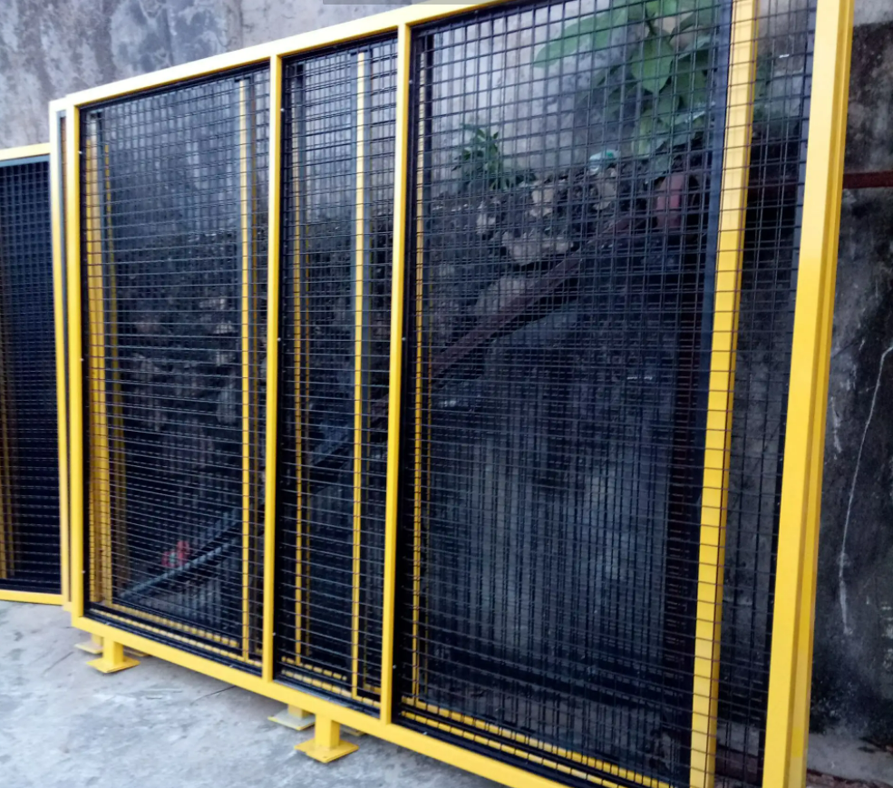 Seamless connection workshop warehouse fence equipment isolation fence customized fence