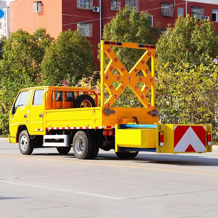 Jiangte brand JDF5060TFZJ6 Jiangling Shunda Guoliu anti-collision buffer vehicle construction anti-collision vehicle factory price supply