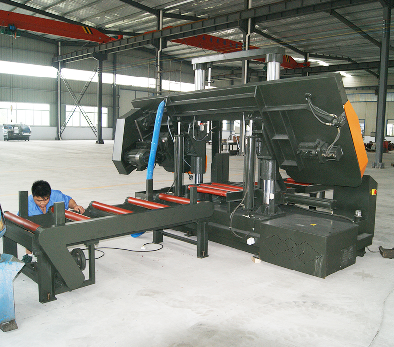 Northern Jinfeng Sawing Industry Metal Band Sawing Machine Large Sawing Machine GZ4270 Profile Whole Bundle Sawing