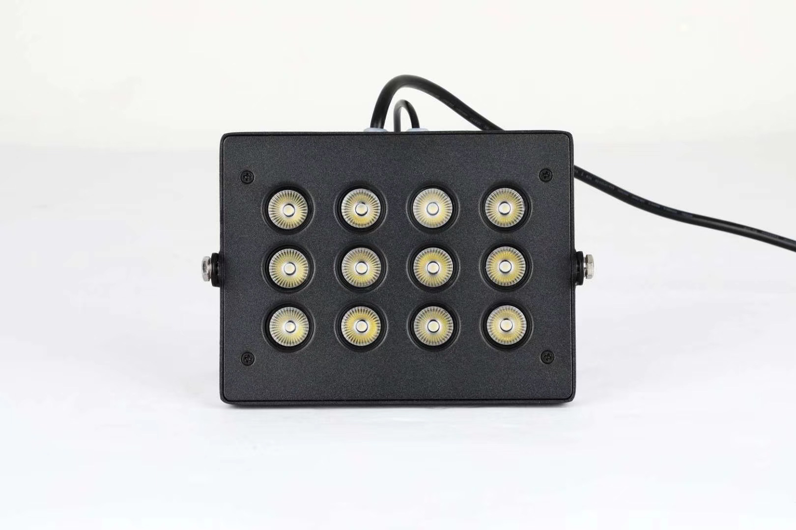 12W15WLED fill light parking lot license plate recognition, security monitoring, road light control, sensing, external waterproofing