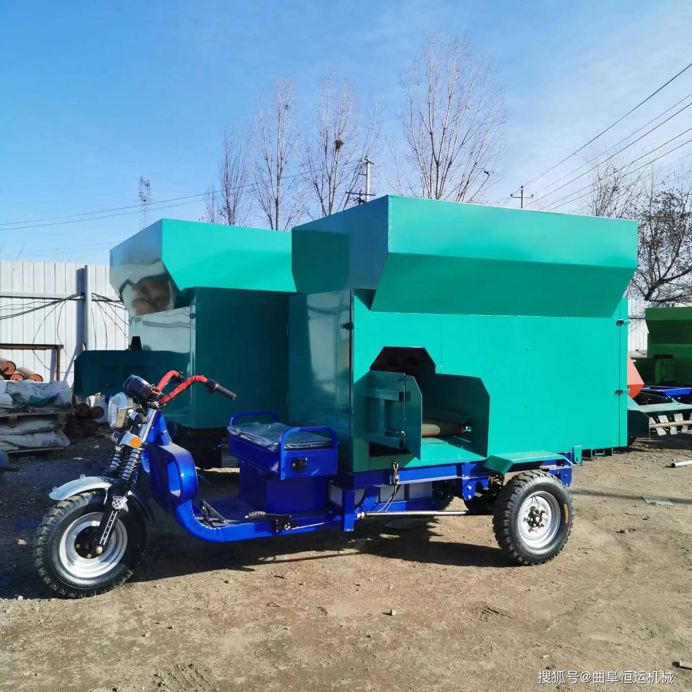 Benhang 3 party electric feeding truck, cattle and sheep feeding and spreading truck, feeding truck, and feeding truck at the breeding farm