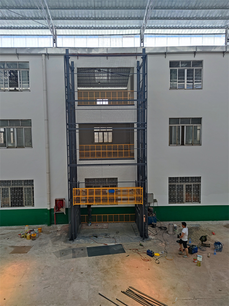 Weilin Qinli manufacturer customizes factory elevators, cargo elevators, warehouse elevators, customized electric lifting platforms