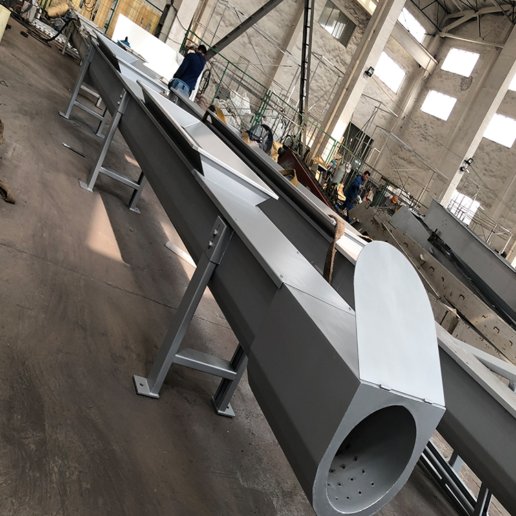 Stainless steel sewage treatment equipment, large screw conveyor, dedicated reducer for output of screw conveyor, high speed, customized by Haizhou Environmental Protection Factory