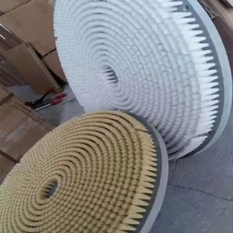 The manufacturer provides sisal disc brushes for industrial machinery cleaning and cleaning, disc brushes for mirror polishing and polishing, and disc brushes with complete models that support customization