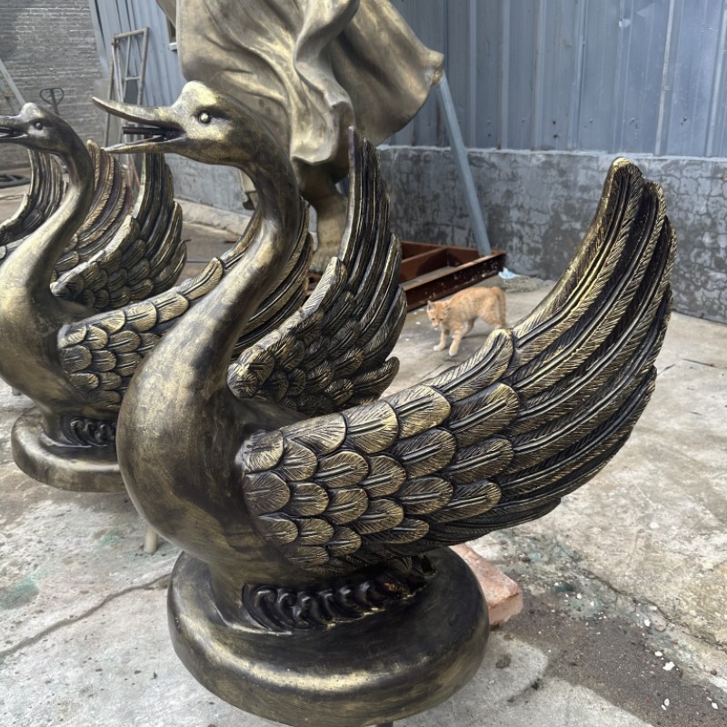 Copper casting, aluminum casting, landscape fountain, copper swan sculpture customization, animal bronze carving manufacturer customization