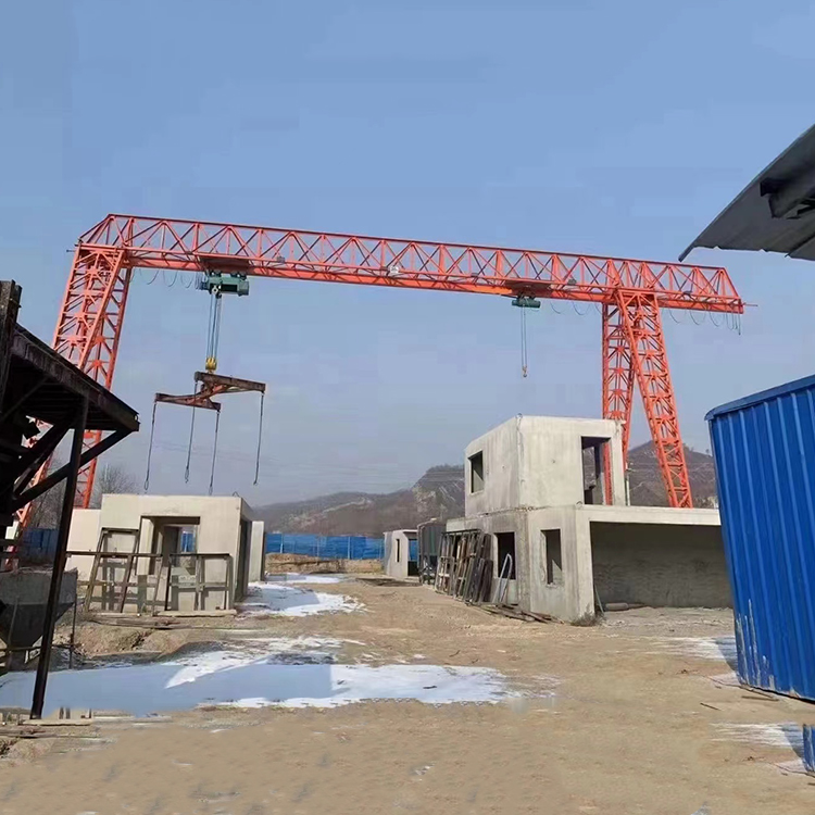 Electric remote control gantry crane for bulk cargo handling in outdoor freight yard Gantry crane for reinforcement processing shed