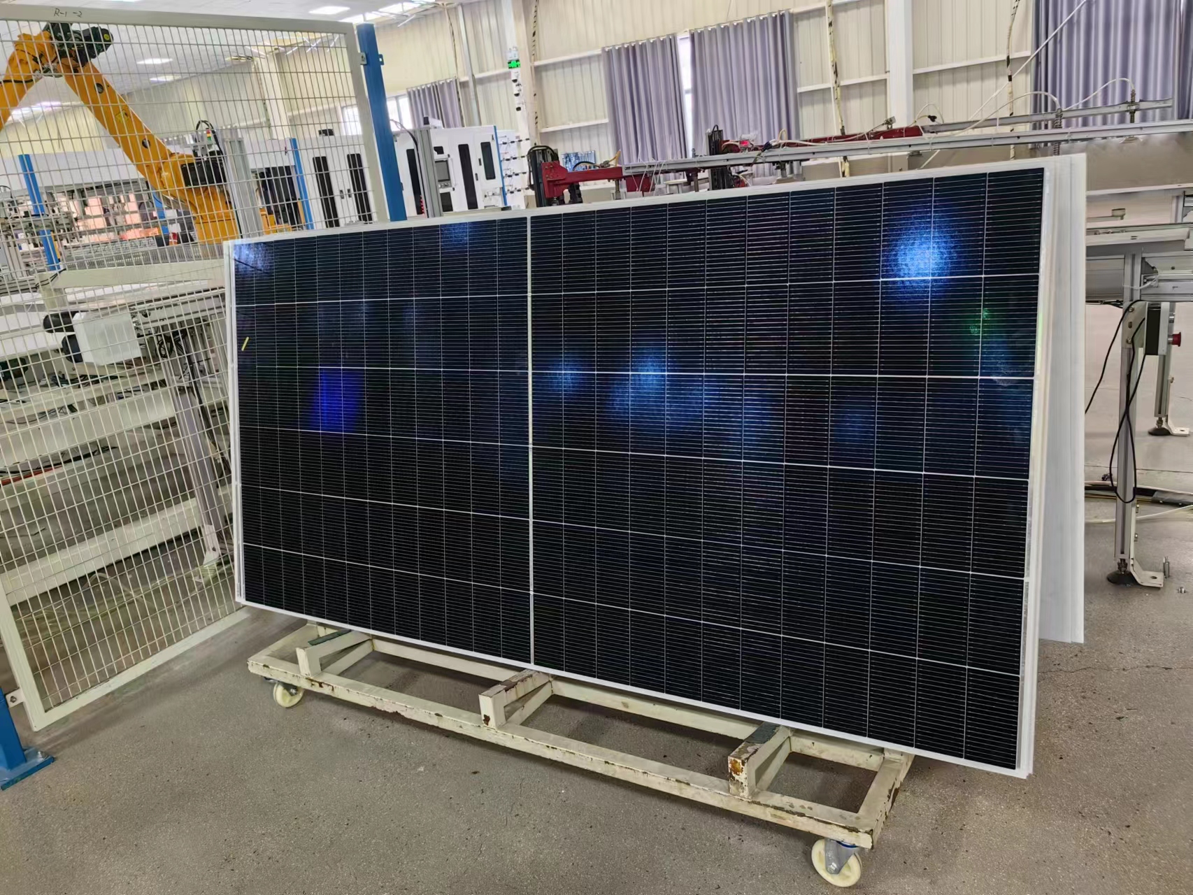 N-type 182 half piece single crystal 550W solar panel with customizable specifications, Xintailai manufacturer's warranty