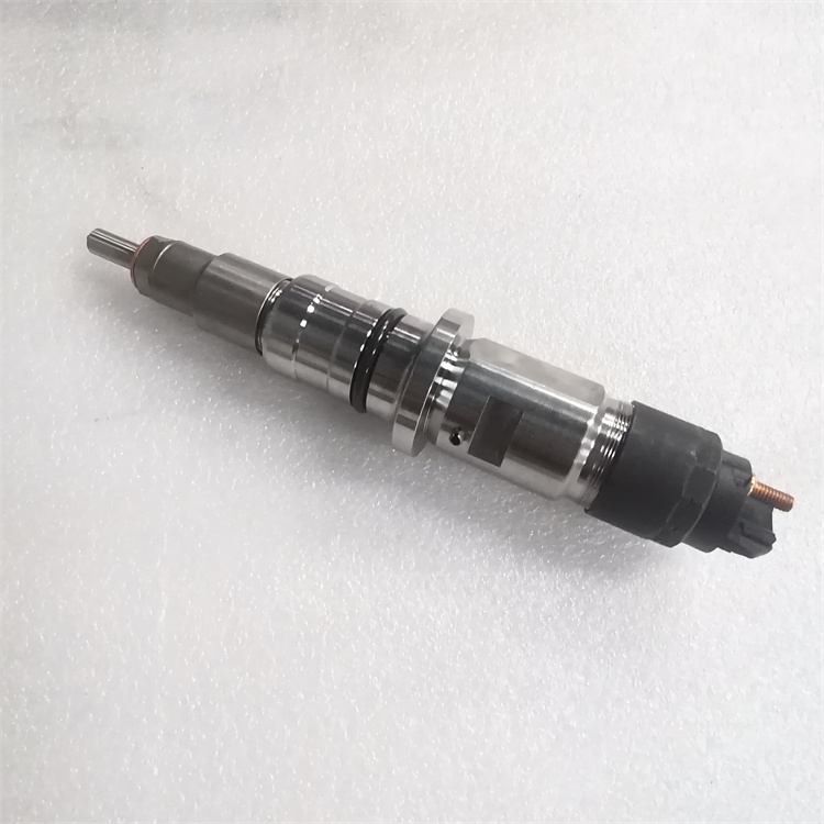 Dongfeng Cummins Diesel Engine Tianlong Series Injector QSB6.7 5283840 0445120367