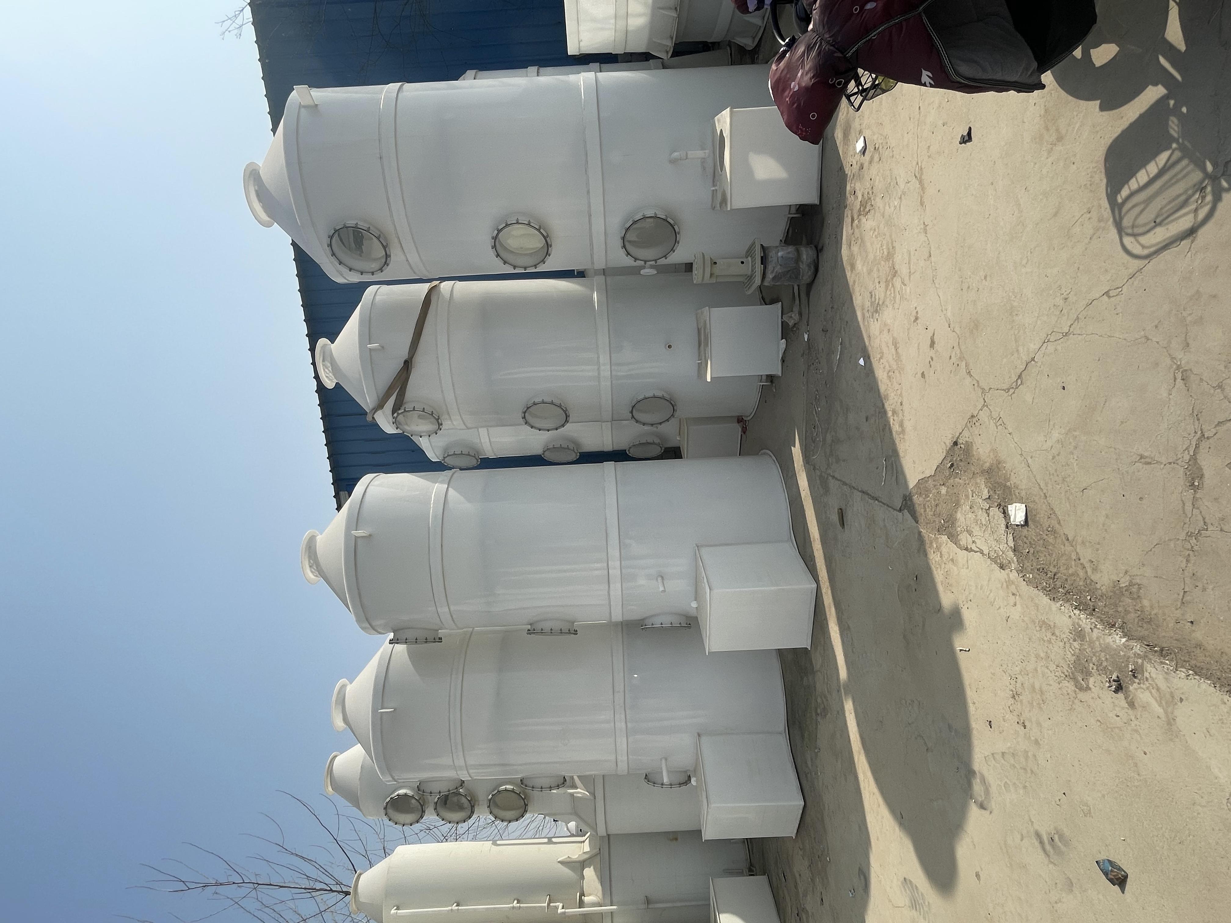 Industrial acid mist dust removal and desulfurization waste gas absorption and purification tower, cyclone mixed fiberglass spray tower