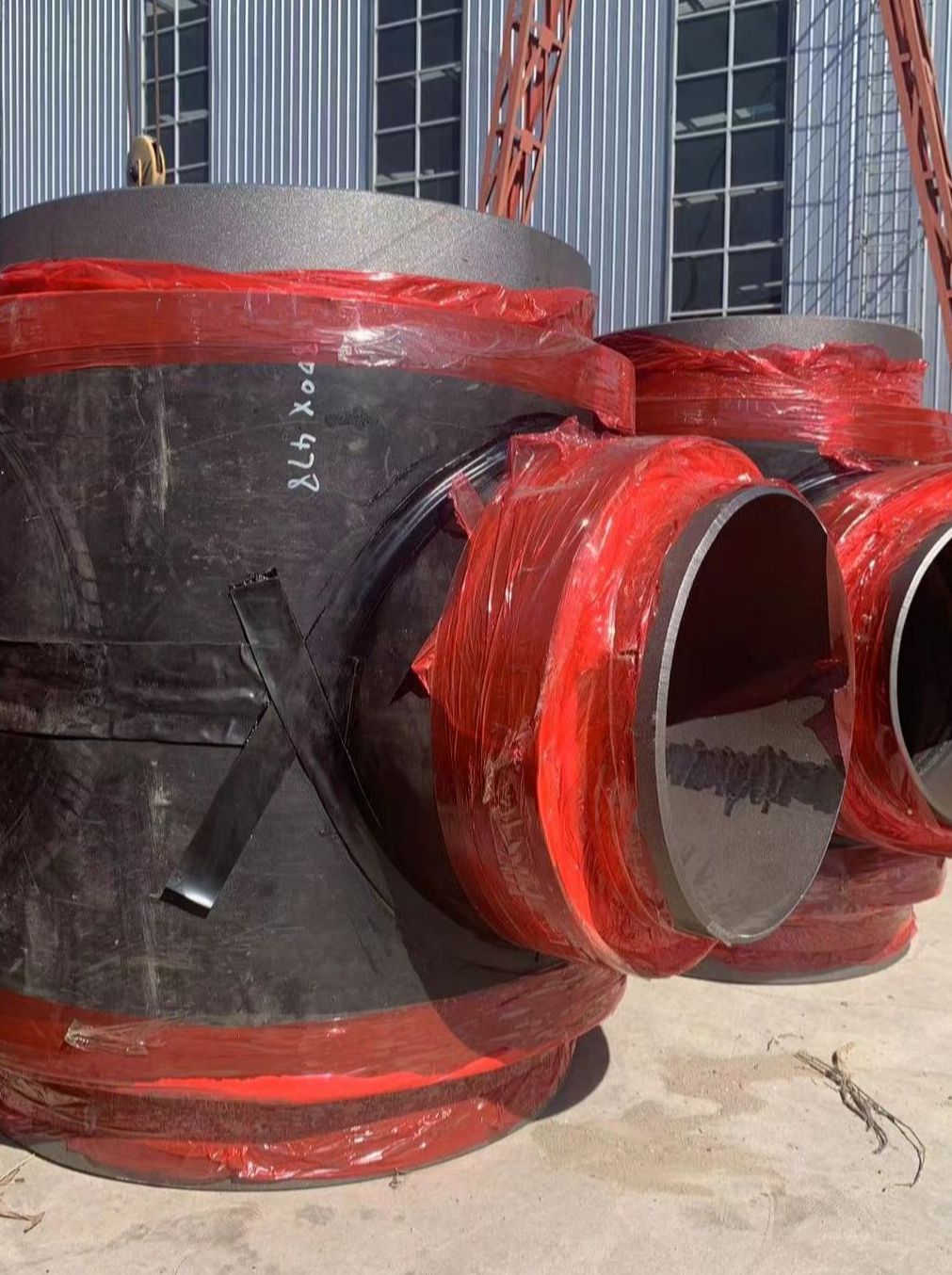 Fangda polyurethane insulation pipe fittings and steel pipes, galvanized iron sheet insulation pipes, steel sleeve steel steam pipe fittings