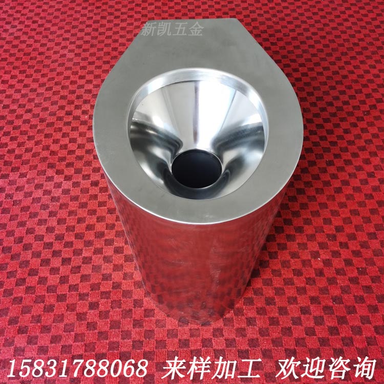 Stainless steel toilet for elderly care homes, environmentally friendly and odor-proof toilet utensils, toilet with cover, straight squatting toilet