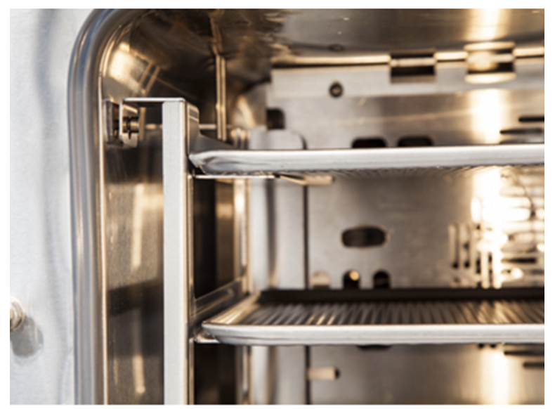 Commercial Weaver WF600 hot air stove with 4 layers and 4 plates suitable for baking small cakes, bread, and nuts