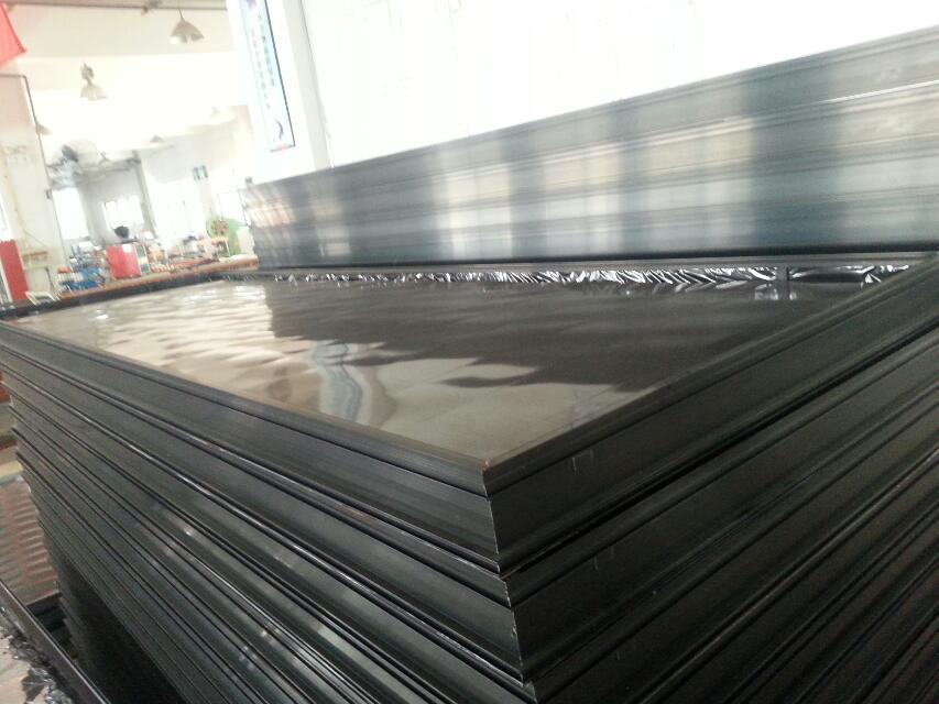 Imported blue film anti freezing and anti frost, high temperature operation under pressure, commercial flat panel solar integrated hot water system