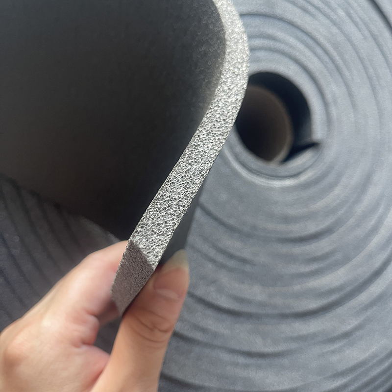 Spot 30 times XPE roll material, black soundproof and shock-absorbing foam, polyethylene, environmentally friendly XPE foam, waterproof and sealing material