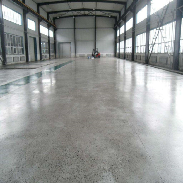 Non igniting wear-resistant hardener, dry spraying of explosion-proof and wear-resistant materials during the initial setting stage of concrete flooring