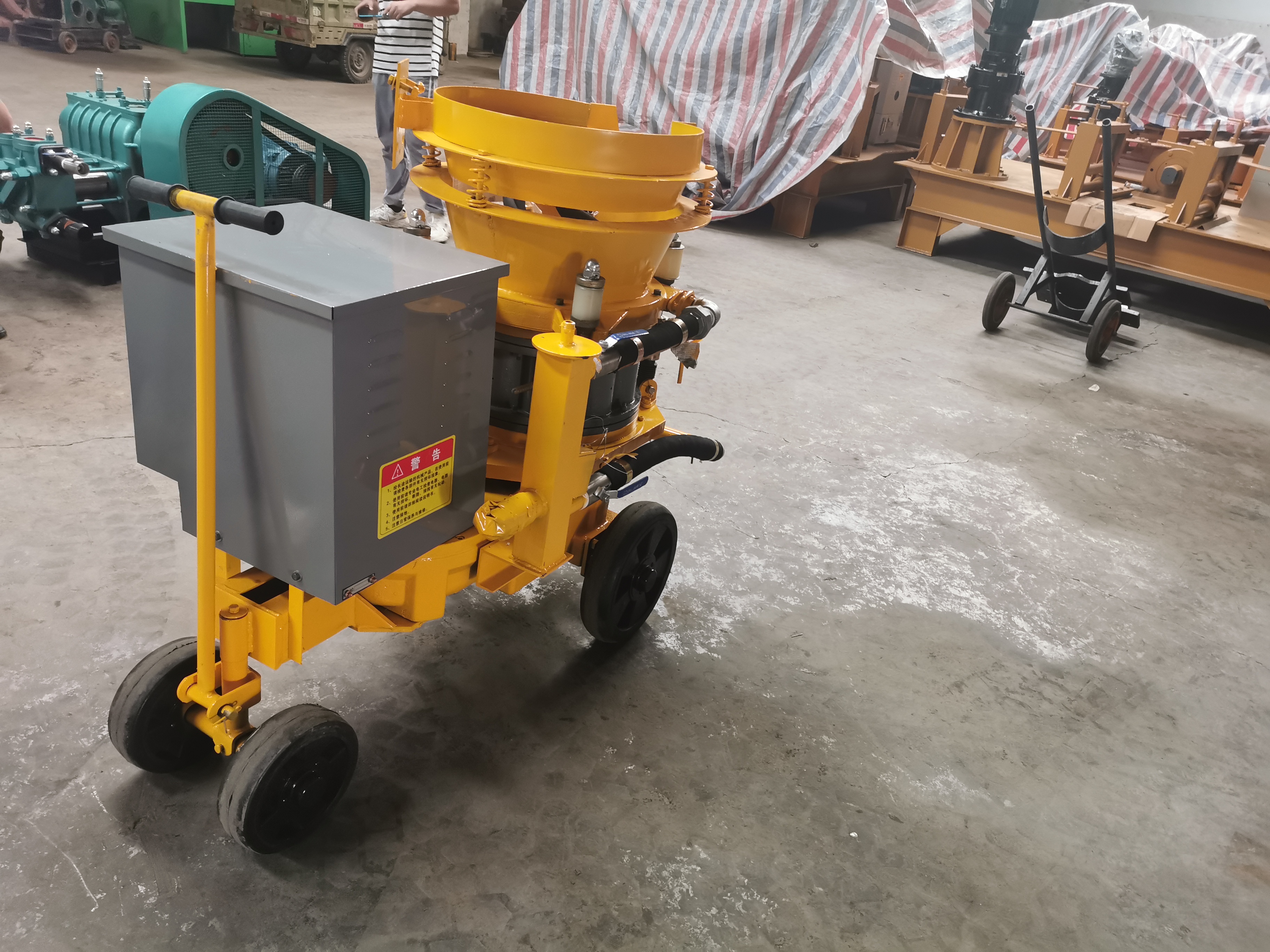 PZ-6PZ-7 concrete spraying machine slope protection reinforcement dry spraying machine wet spraying machine durable