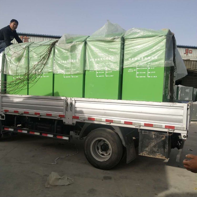 Outdoor plastic garbage can Sanitation manual Garbage truck trailer movable garbage can