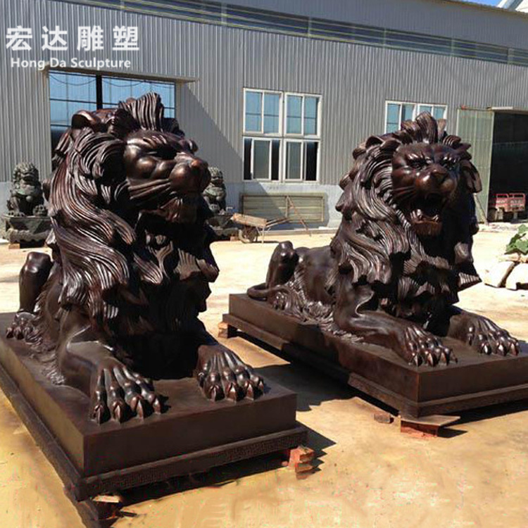 Large 2-meter copper lion villa entrance, palace lion decorations, bronze lion heads can be customized according to needs