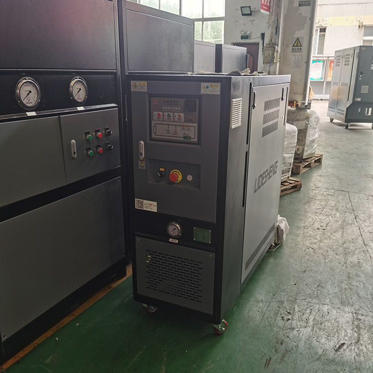 Industrial water temperature machine film extrusion mold oil temperature machine LEWT-10 Yiyang Technology