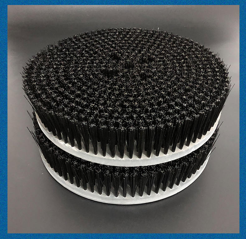 The manufacturer provides sisal disc brushes for industrial machinery cleaning and cleaning, disc brushes for mirror polishing and polishing, and disc brushes with complete models that support customization