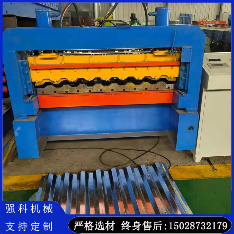 Automatic car box board pressing machine 2mm camping room box board production machine Qiangke Machinery customized according to needs