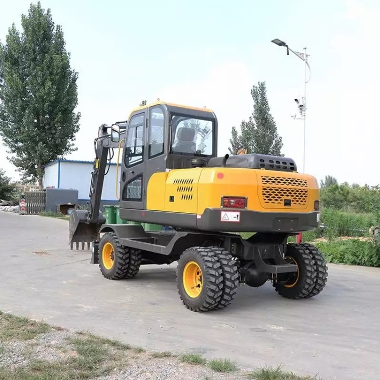 Small wheeled excavator, agricultural orchard excavator, construction excavator