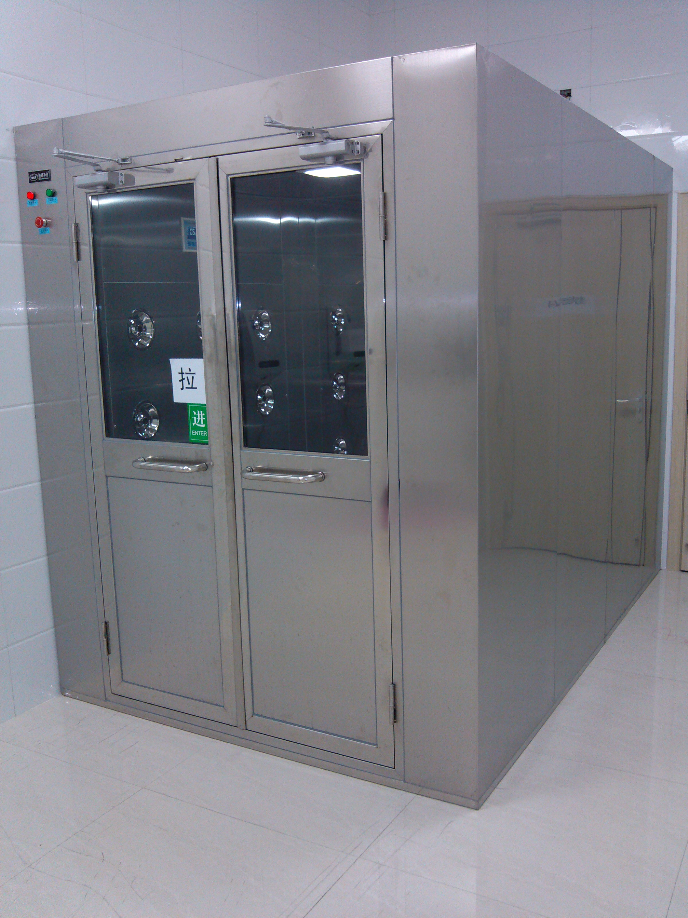 Installation of air purification equipment in corner shower rooms for sale by high-quality manufacturers after sales