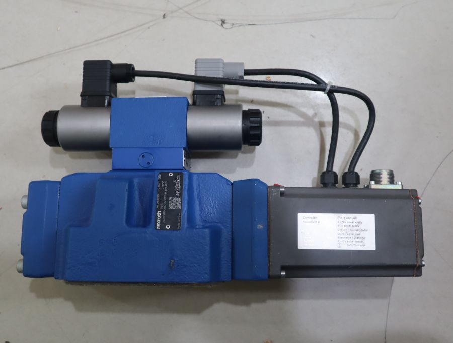 力士乐REXROTH 4WRKE16R3-200L 比例阀 进口蓝色