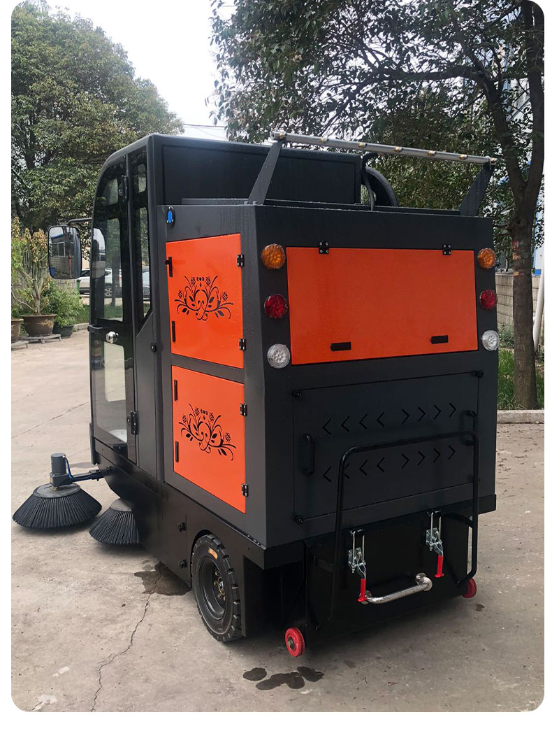 Driving a Sweeper in a Community Property Industrial Sweeper in a Factory Workshop Automatic Sweeper in a Commercial Mall