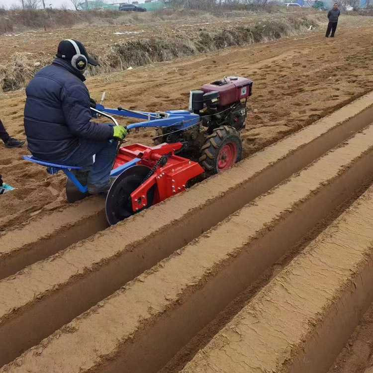 Capable of ditching, weeding, walking tractor, 12 horsepower diesel engine, mountain ridger, with added rear seats for easy operation