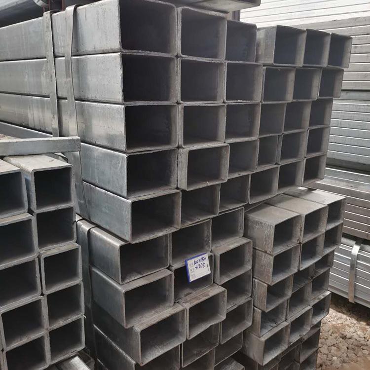 Legitimate waste recycling merchants purchase second-hand steel and charge high prices for various types of waste metals