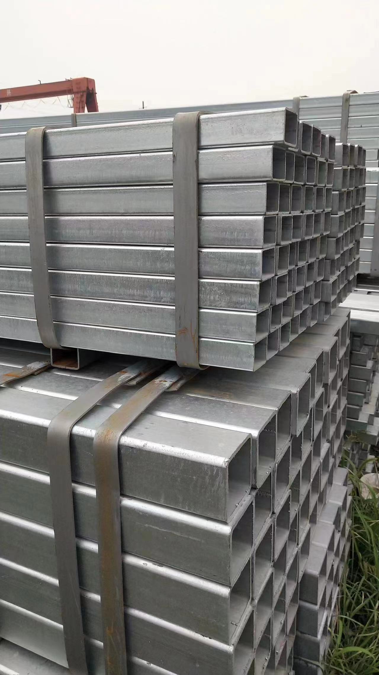 Sales of galvanized square tubes can be used for photovoltaic brackets, which are sturdy, durable, and not easily deformed. Customized according to needs