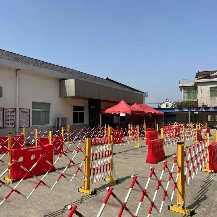 Electric power safety fence, fiberglass round tube safety telescopic protective fence, movable insulated telescopic guardrail