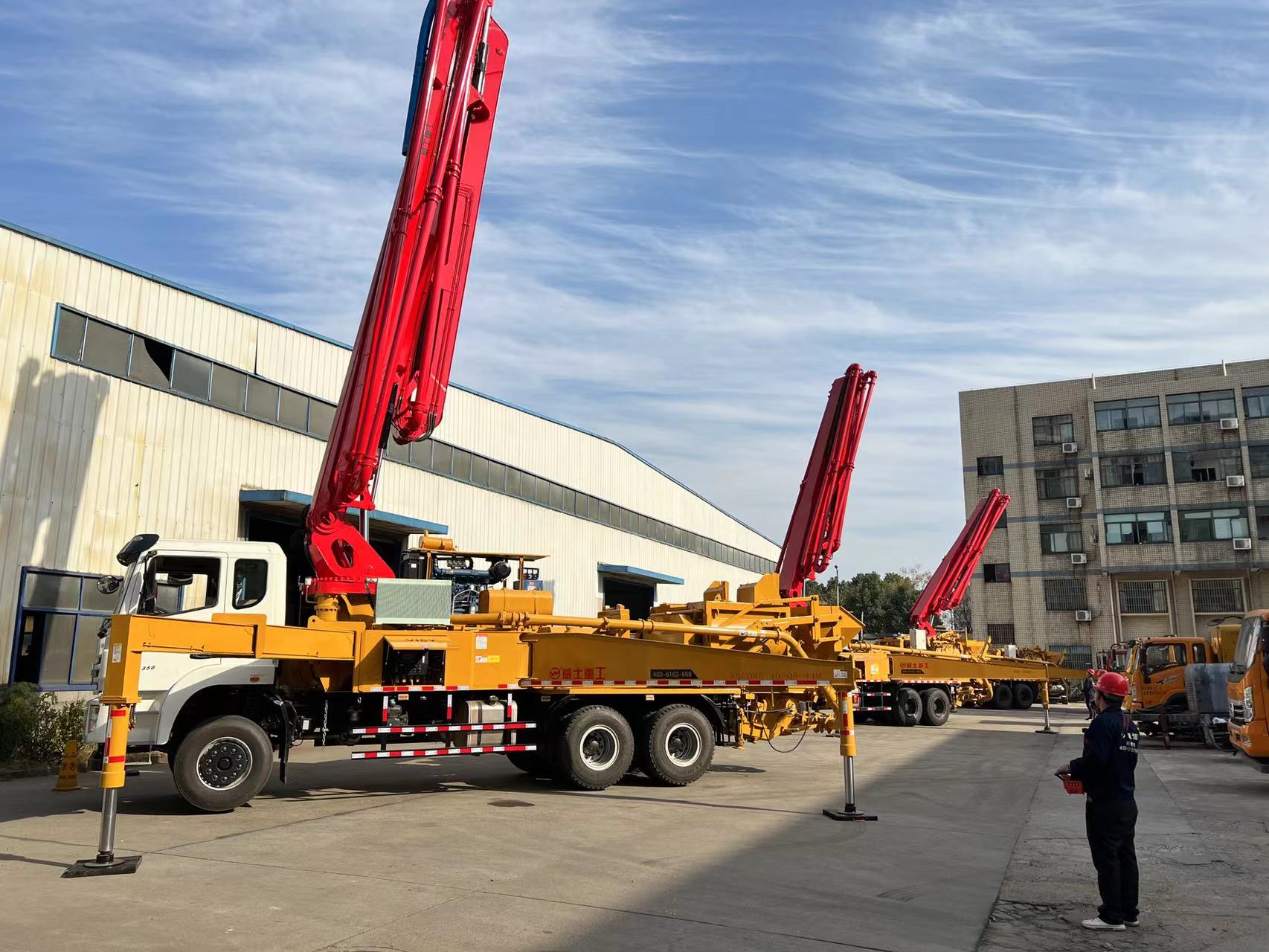 Weishi self mixing pump truck, 33 meters, single bridge, narrow road surface, rural building and road repair, 30 cubic meters of concrete per hour