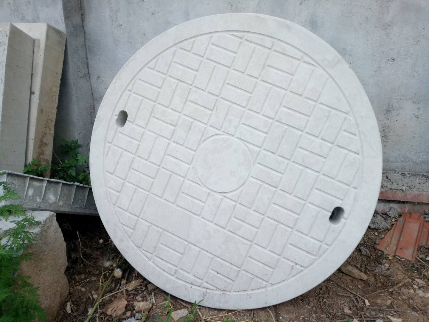 Circular cement well cover, square rainwater grate 40cm * 60cm, reinforced concrete sewage cover