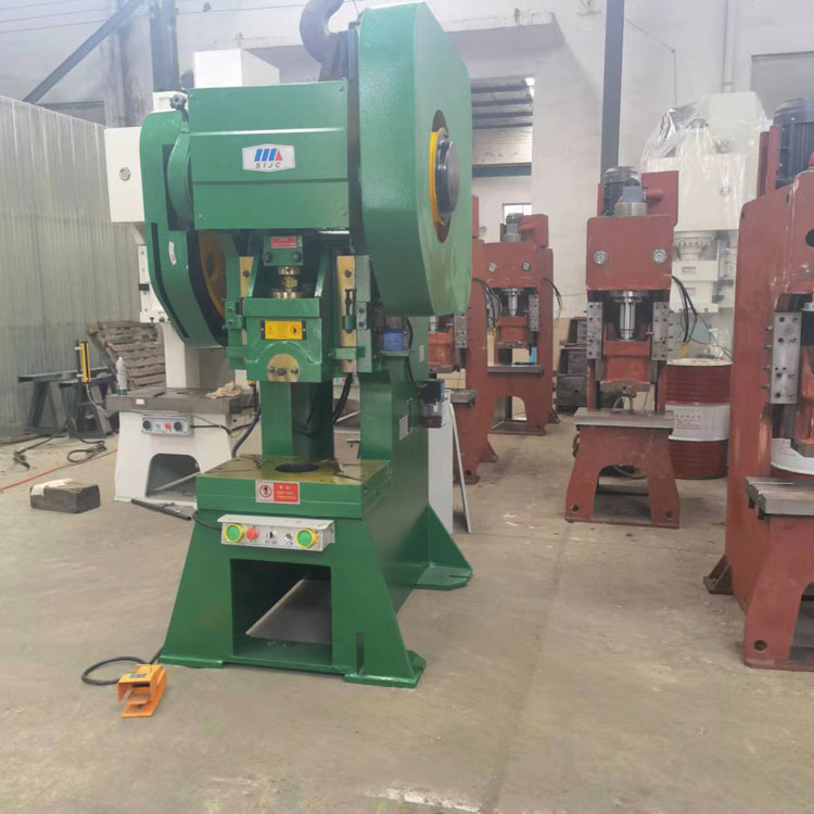 The manufacturer provides JB23-63T punching machine, open type tilting flywheel punching deep throat press, anti-theft