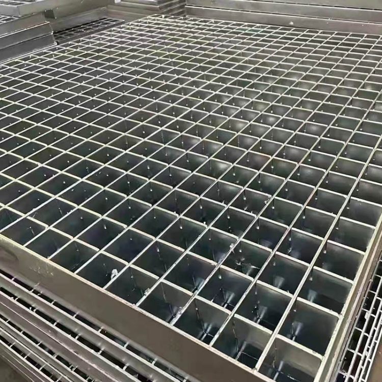 定制镀锌插接钢格板工业平台栈桥承重钢格栅化工电厂防滑走道板