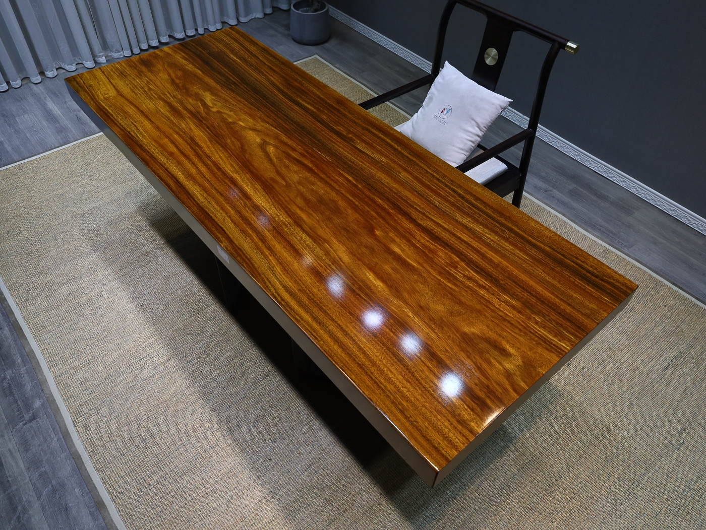 Yuanmufang Okan solid wood large board 200 * 77 * 8.5 walnut tea table, desk, office desk, directly supplied by the manufacturer