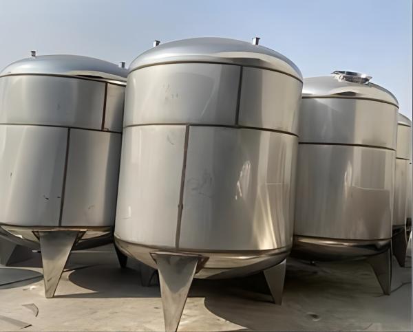 Non standard containers, wine storage, gas storage, sealed bucket water tank tube heat exchangers, etc., accept customization