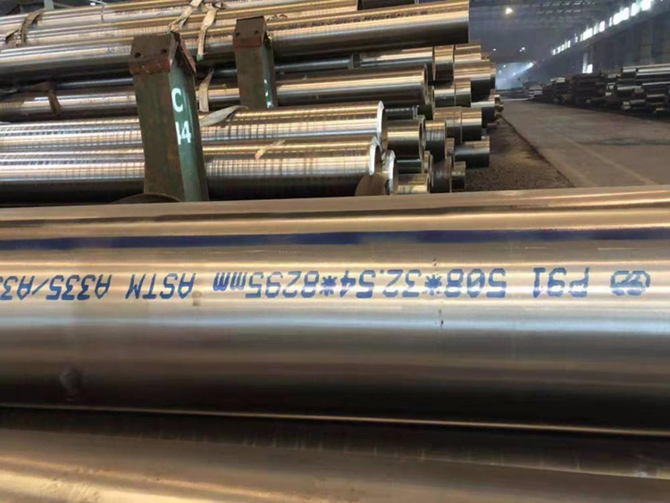 Baosteel 15crmo alloy steel pipe 15 chromium molybdenum seamless pipe Hongjin 15crmog high-pressure alloy pipe stock