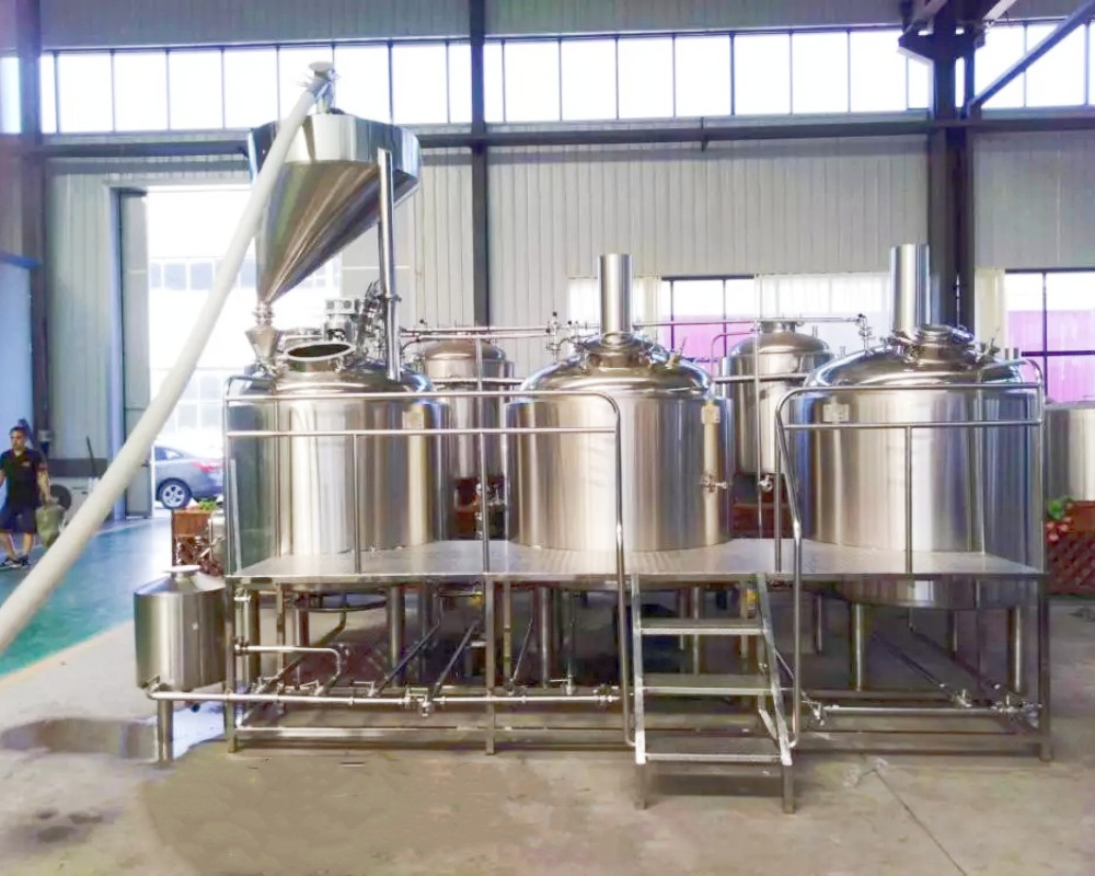 The manufacturer directly supplies 304 stainless steel vacuum mixing tank, and the high cut emulsification tank can be customized according to the drawing