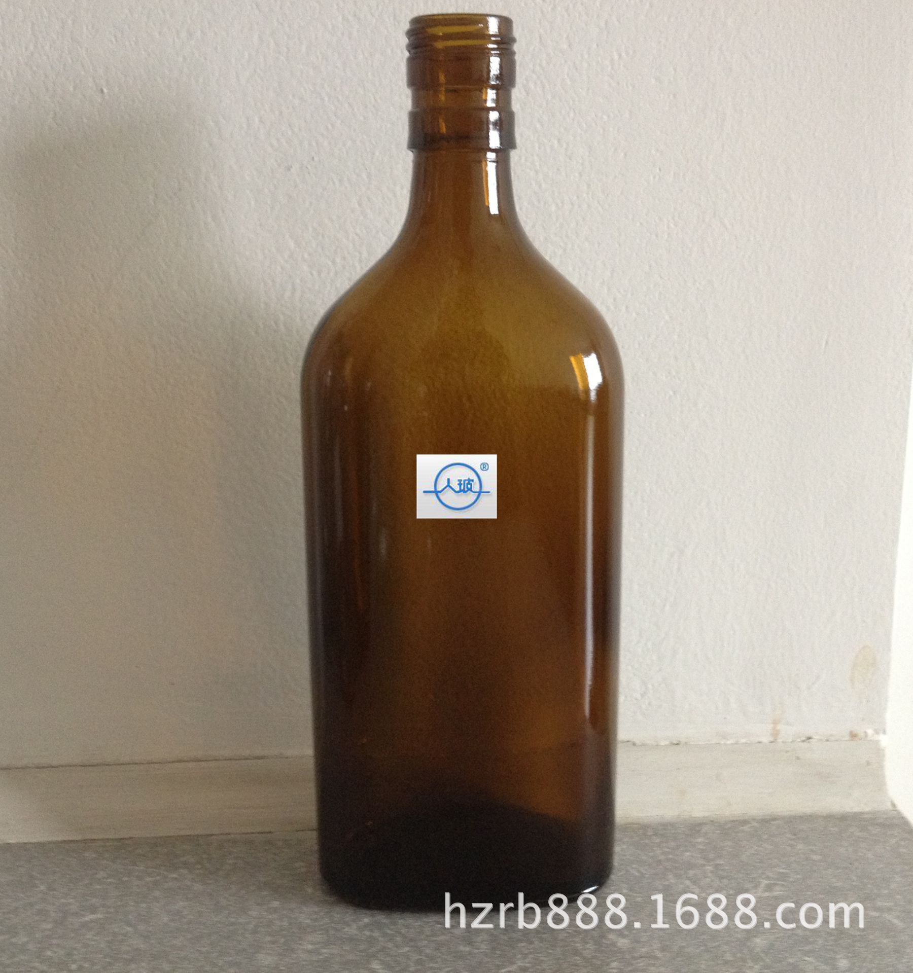 [Glass Wine Bottles] Factory's stock craft glass wine bottles can be customized with heat-resistant brown glass beer bottles