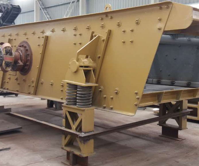 Source manufacturer of customized circular vibrating screens for multi-layer and double-layer sand and gravel mines, as well as large-scale mining screening equipment