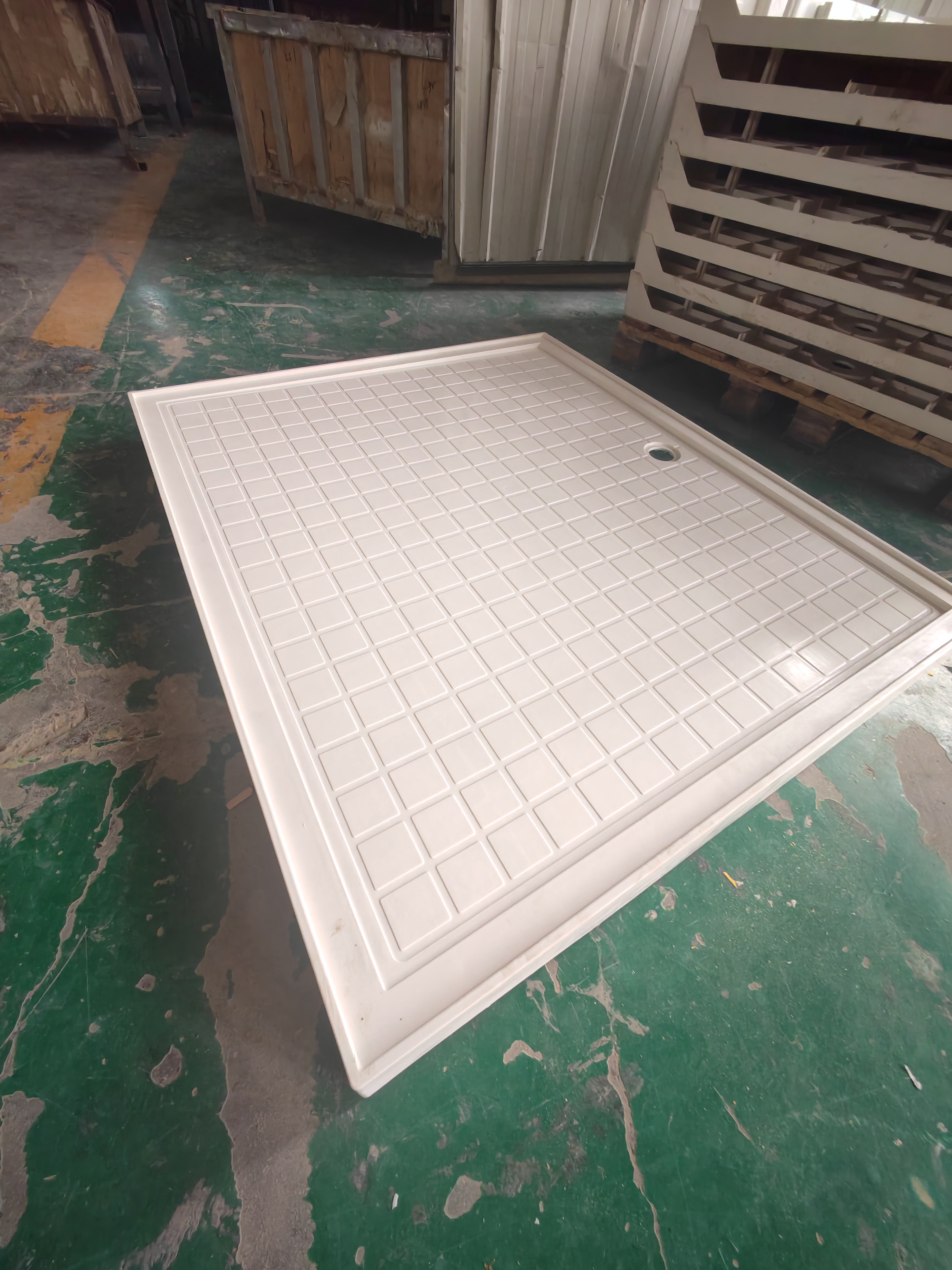 Glass fiber reinforced plastic SMC molded shower room base, mobile board room, shelter, shower room, thickened base