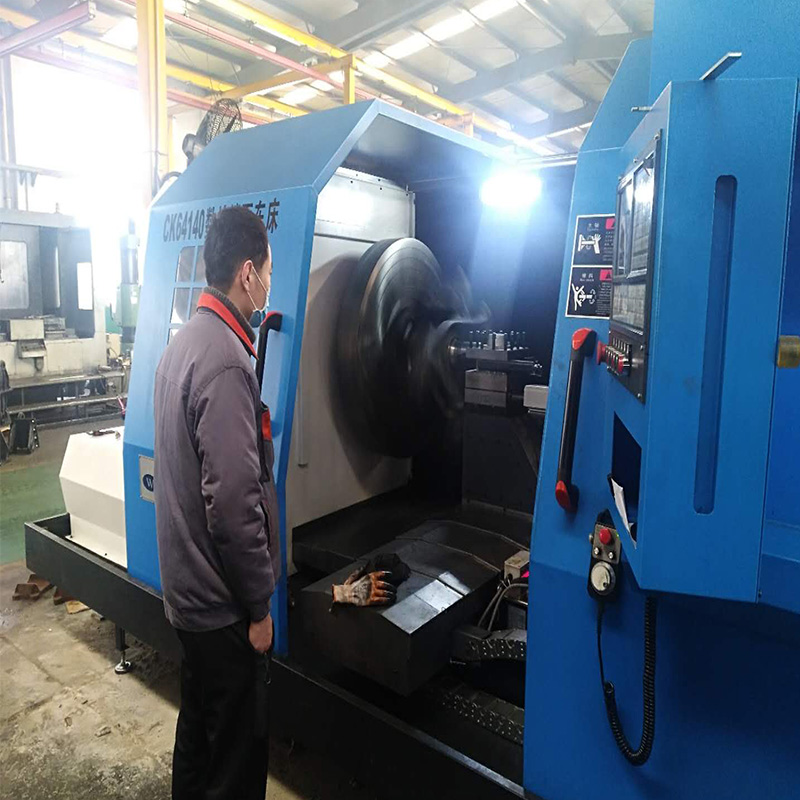 Heavy CNC Large Horizontal Machining Lathe Titanium Alloy Machining Machine Tool High Efficiency and High Torque