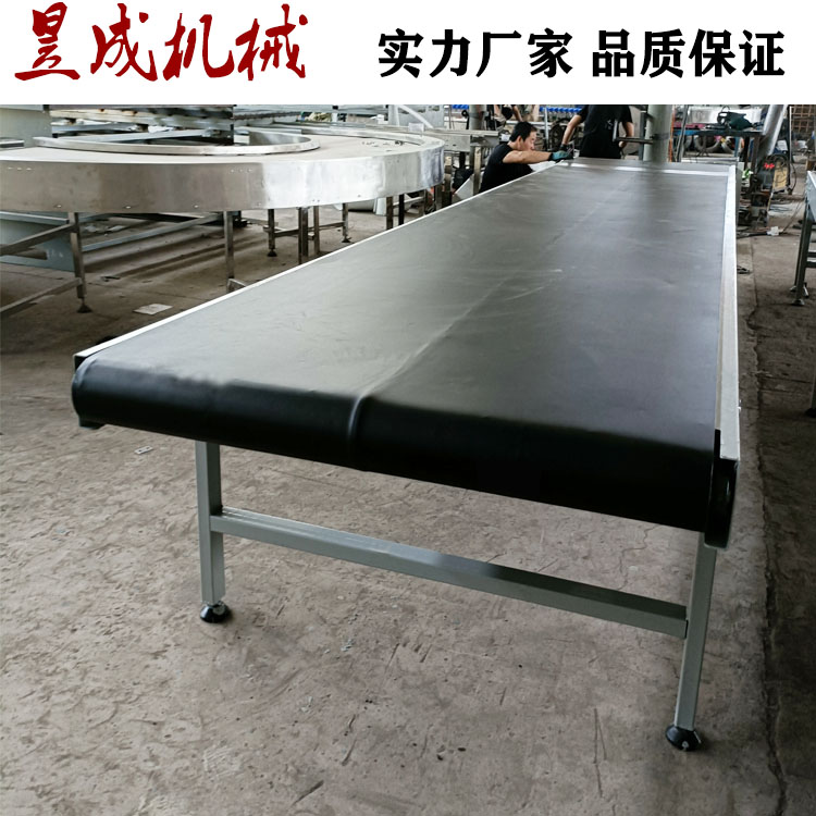 Yucheng customized large material box belt conveyor with high load-bearing capacity, transparent observation port, heavy-duty belt conveyor