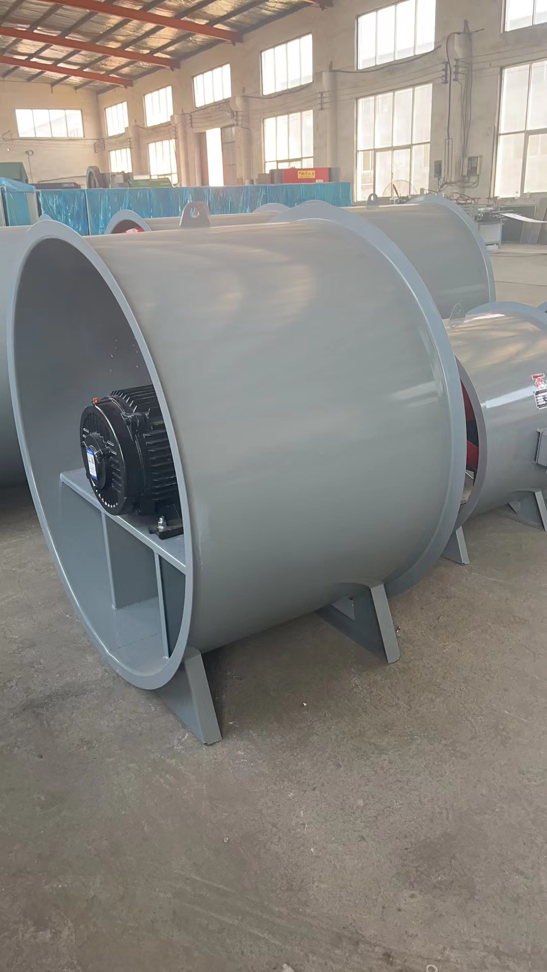 Tunnel axial flow fan anti-corrosion low noise external rotor axial flow fan strong smoke exhaust fan in industrial buildings