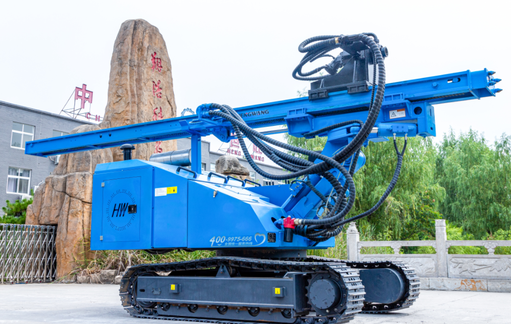 360 ° rotating crawler photovoltaic Pile driver HWL 500m spiral drilling customized 3.4.5.6m slide